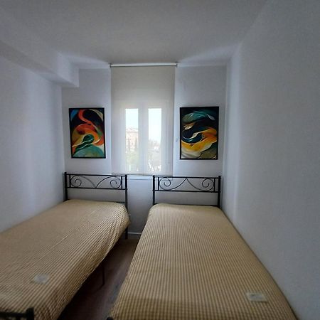 Matisse Apartment Seville Luaran gambar